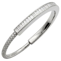 Bracciale Tiffany & Co. con chiusura a lucchetto in oro bianco 18 carati con pavé di diamanti taglio baguette