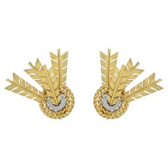 Verdura 18k Yellow Gold Diamond Target Earrings
