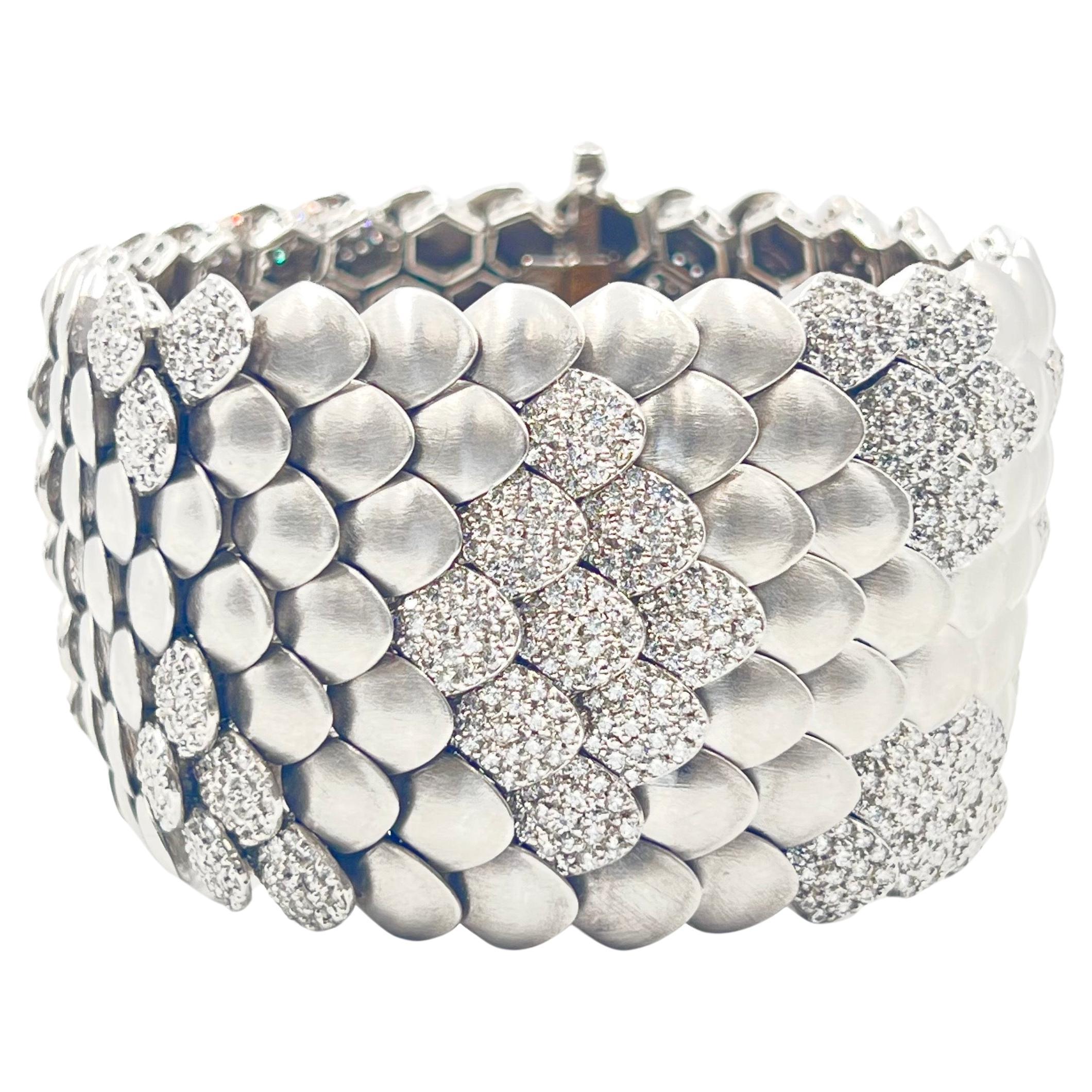 Moderne Paolo Costagli Bracelet serpent en or blanc 18 carats et diamants en vente