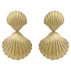 Buccellati 18k Yellow Gold Shell Drop Earrings