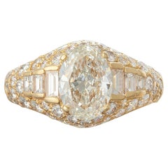 Bulgari Anello Cocktail con Diamante Ovale in Oro Giallo 18k