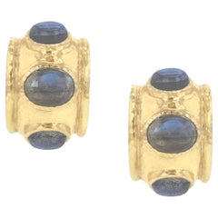 Pendientes de medio aro de piedra lunar de oro Elizabeth Locke