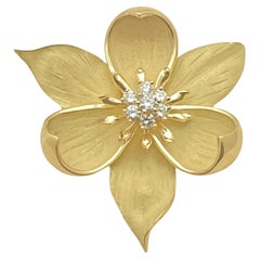 Tiffany 18k Yellow Gold Diamond Dogwood Pendant Brooch