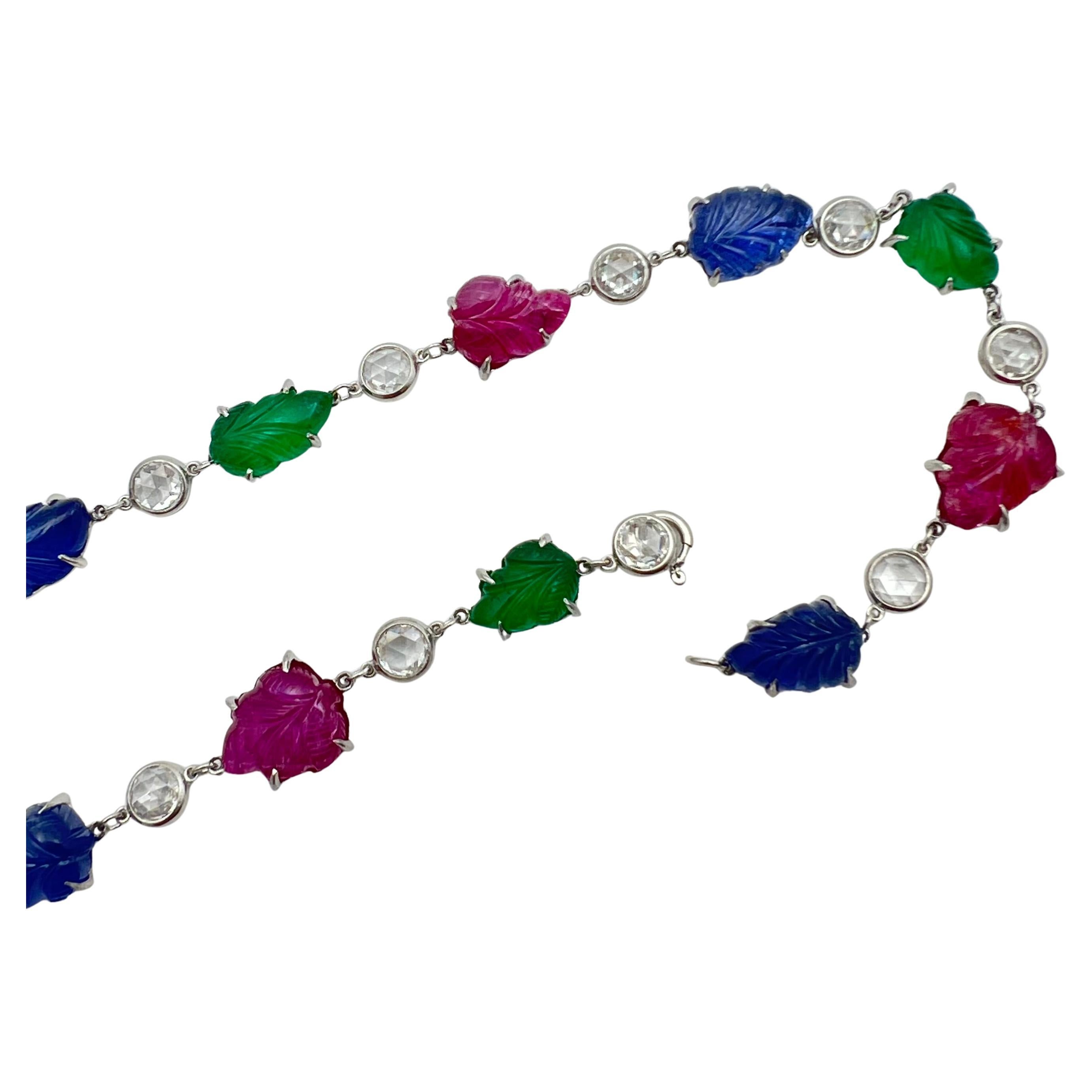 Platinum Ruby Emerald Sapphire Diamond Tutti Frutti Long Necklace en Excelente estado para la venta en Palm Beach, FL