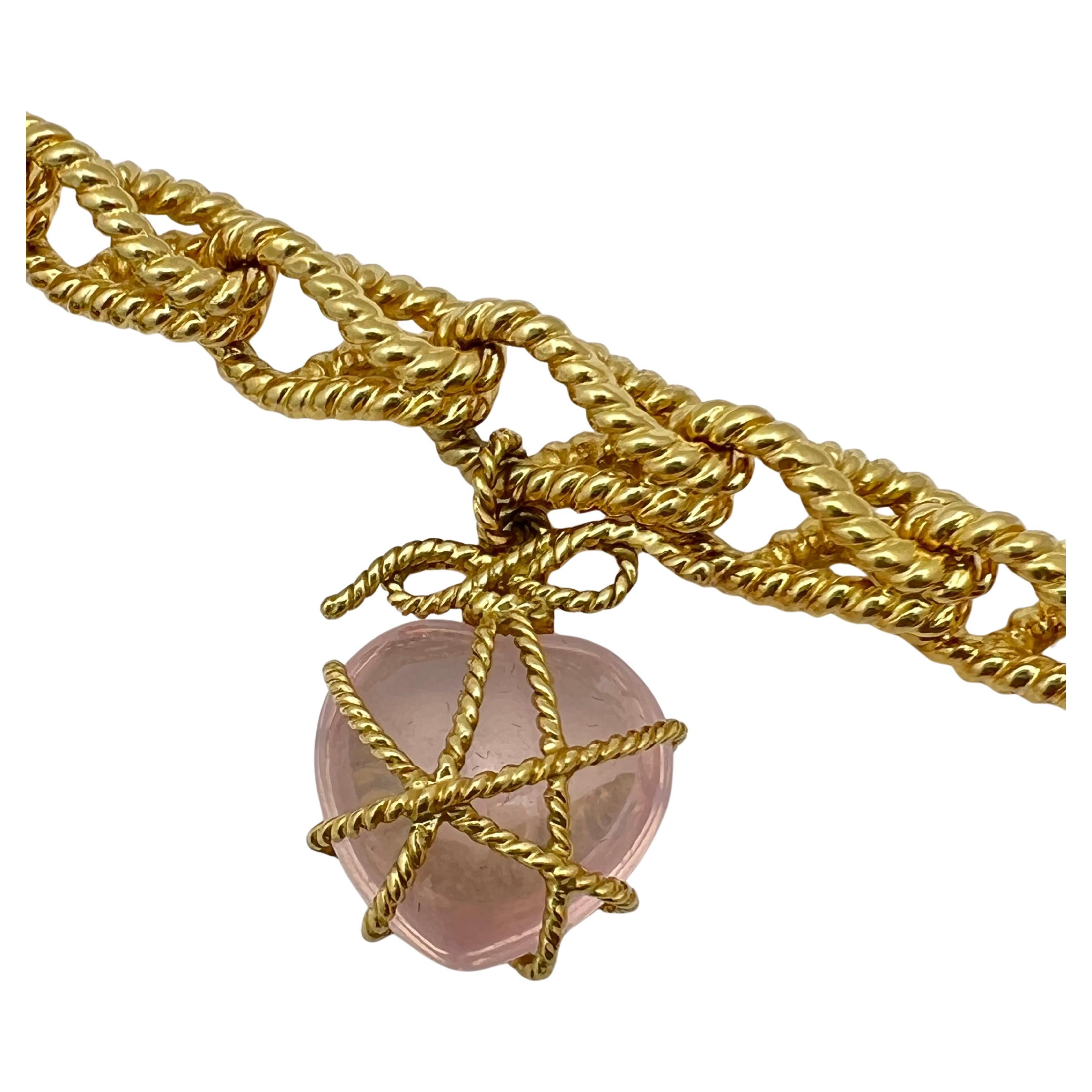 Verdura - Bracelet à breloques en or 18k avec émail et pierres précieuses Excellent état - En vente à Palm Beach, FL