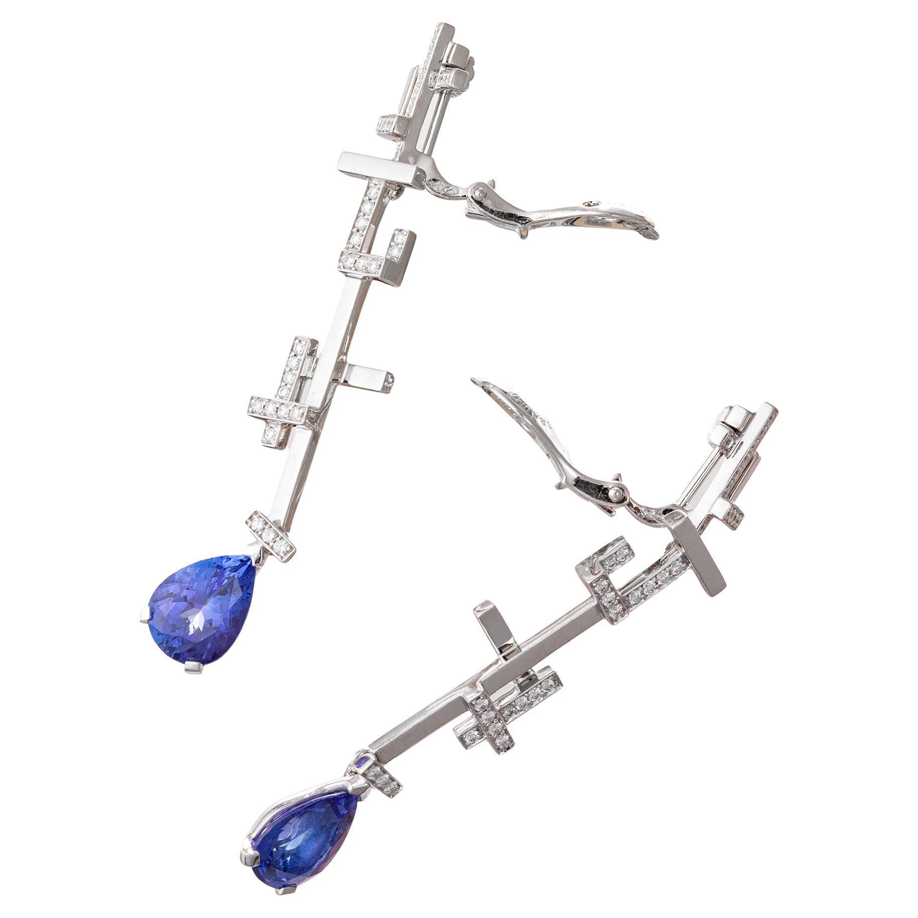 Taille ronde Lorenz Baumer Boucles d'oreilles Tetris en or blanc 18 carats diamant Tanzanite en vente