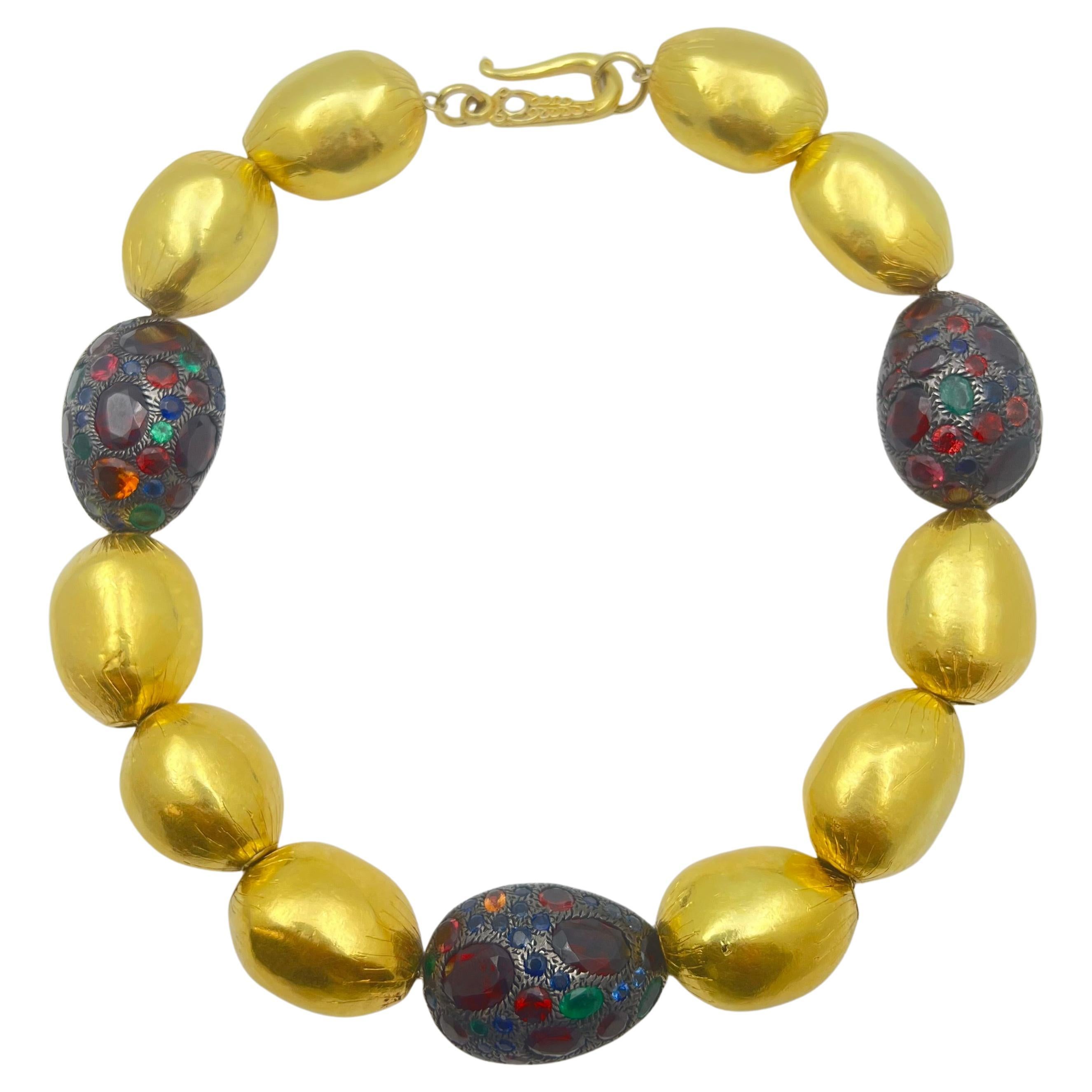 Peggy Guiness Gold Perlen Multi-Edelstein-Halskette im Angebot