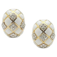 David Webb oro 18k platino smalto bianco cupola di diamanti