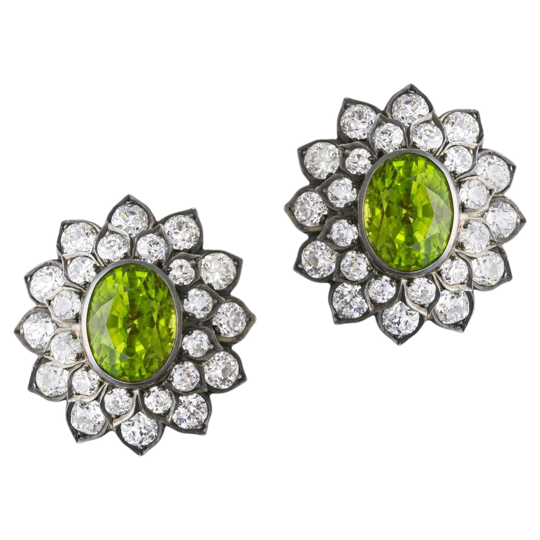 Antique 18k Gold Peridot Diamond Floral Cluster Earrings