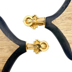 Boucles d'oreilles pendantes « Feuilles en éventail » en bois sculpté et diamants, en or 18 carats, de Silvia Furmanovich
