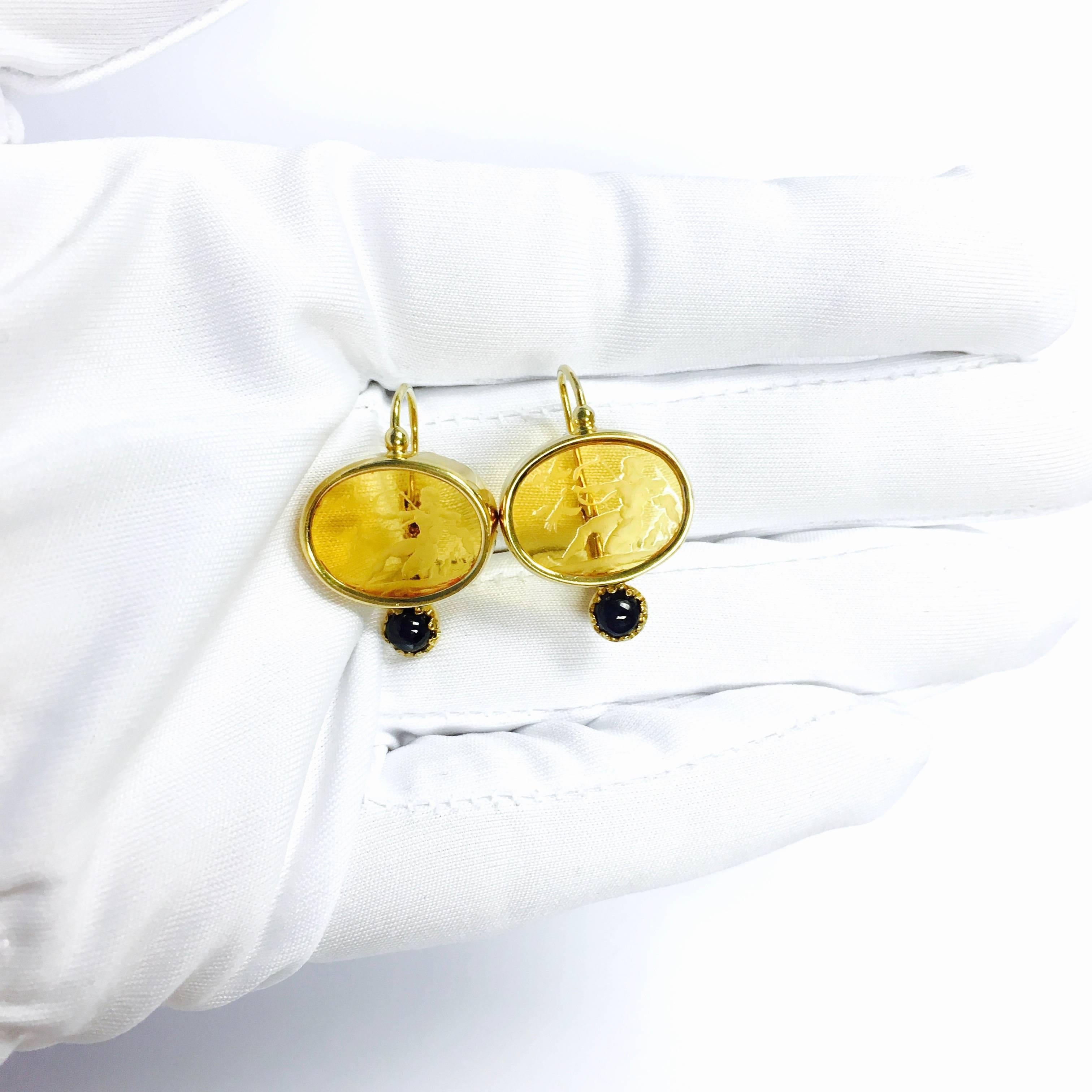 Italian Intaglio Sapphire Yellow Gold Earrings In Excellent Condition In Agoura Hills, CA