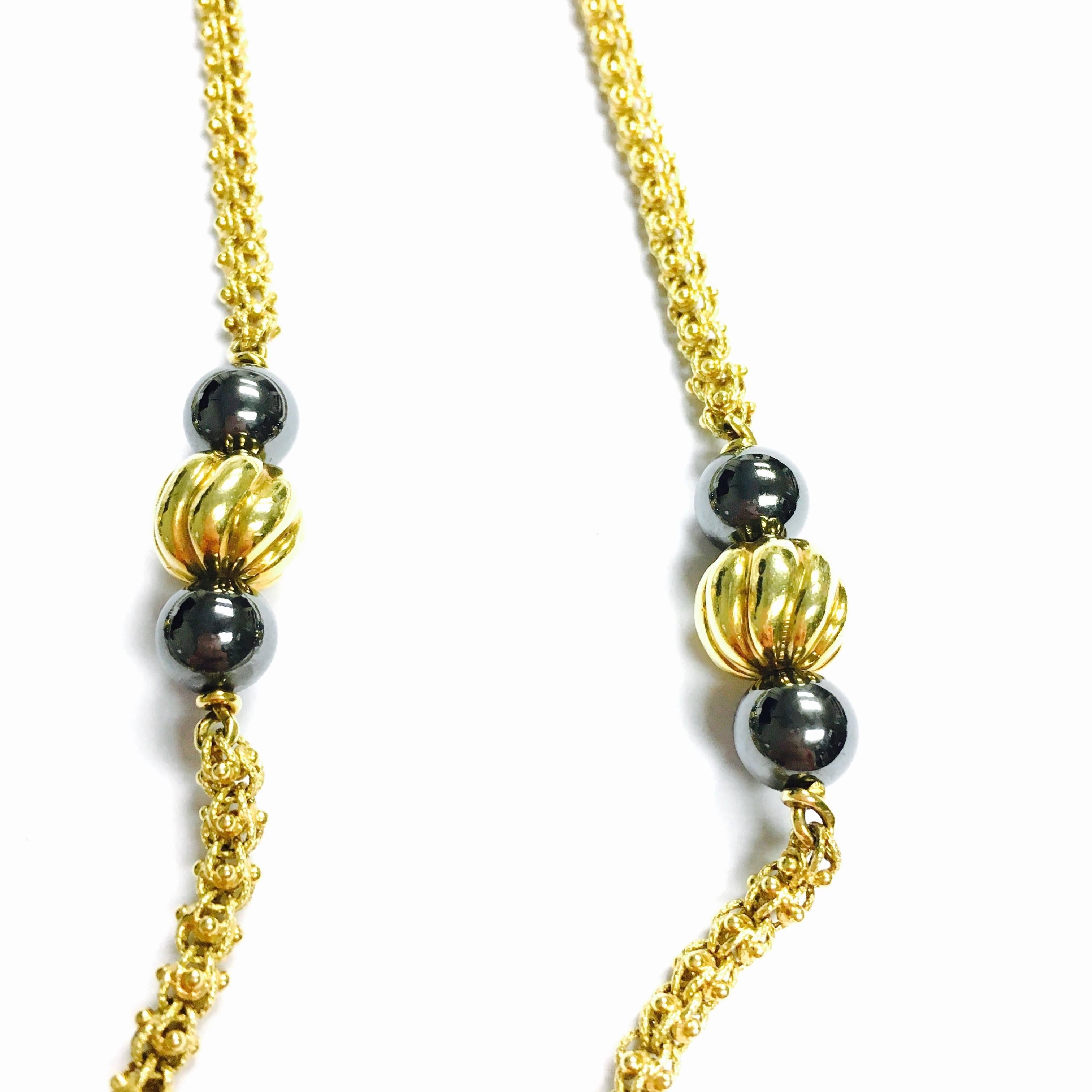 Vintage Hematite and Yellow Gold Beaded Long Chain Necklace In Excellent Condition In Agoura Hills, CA