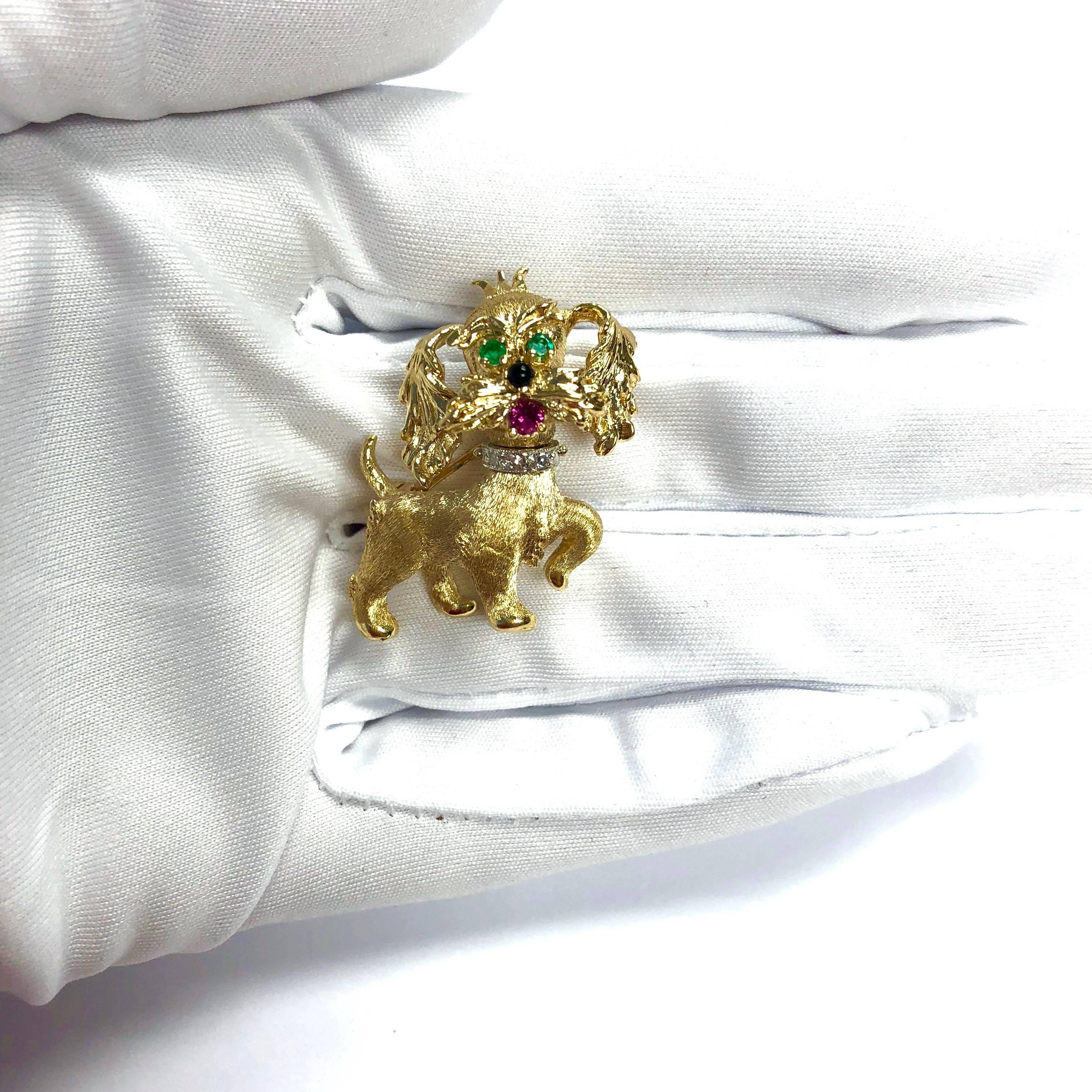 Women's or Men's Vintage Dan Frere Diamond Emerald Ruby Dog Yellow Gold  Pin Brooch