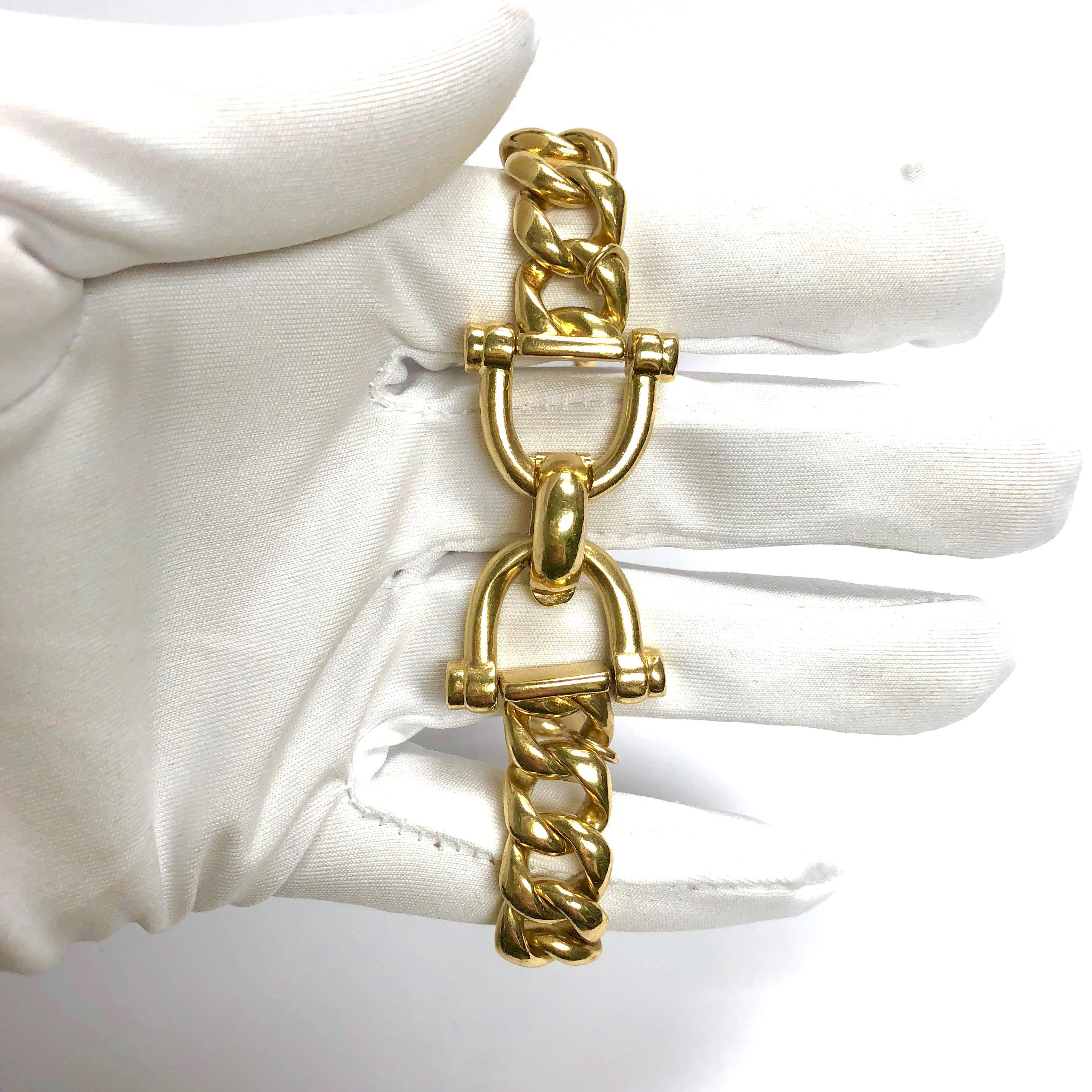 Women's or Men's Tiffany & Co. Vintage Large Curb Link Horse Bit Yellow Gold Bracelet