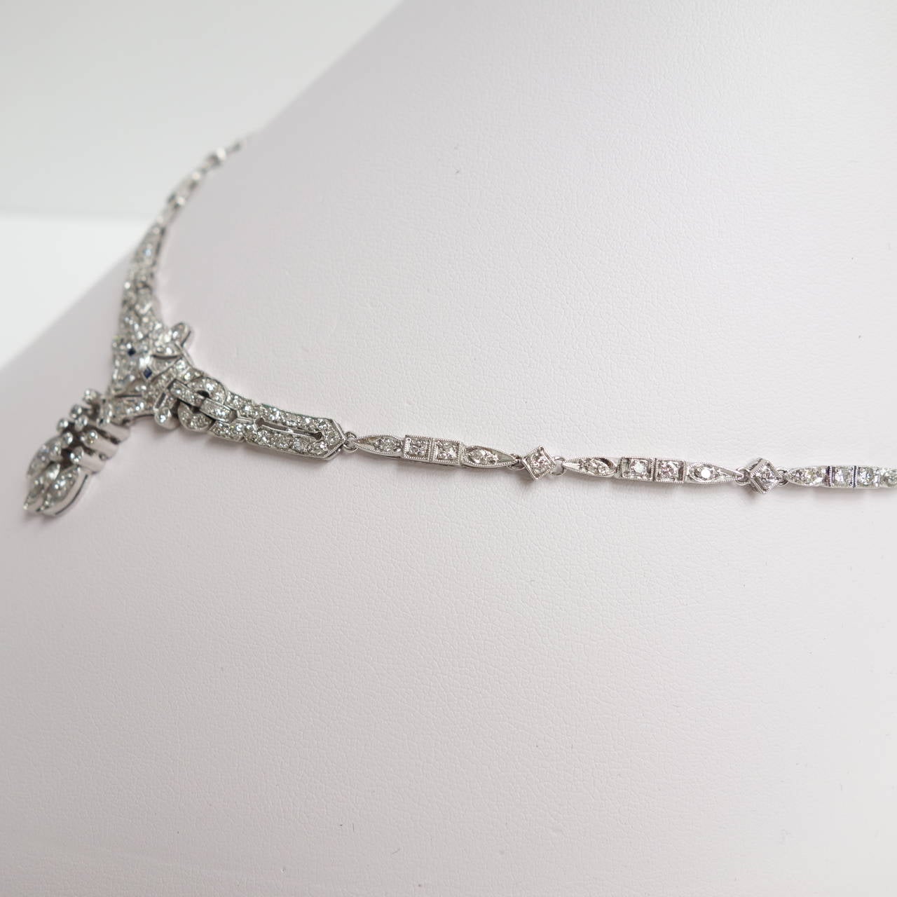 Elegant Art Deco Sapphire Diamond Platinum Necklace In Excellent Condition In Agoura Hills, CA