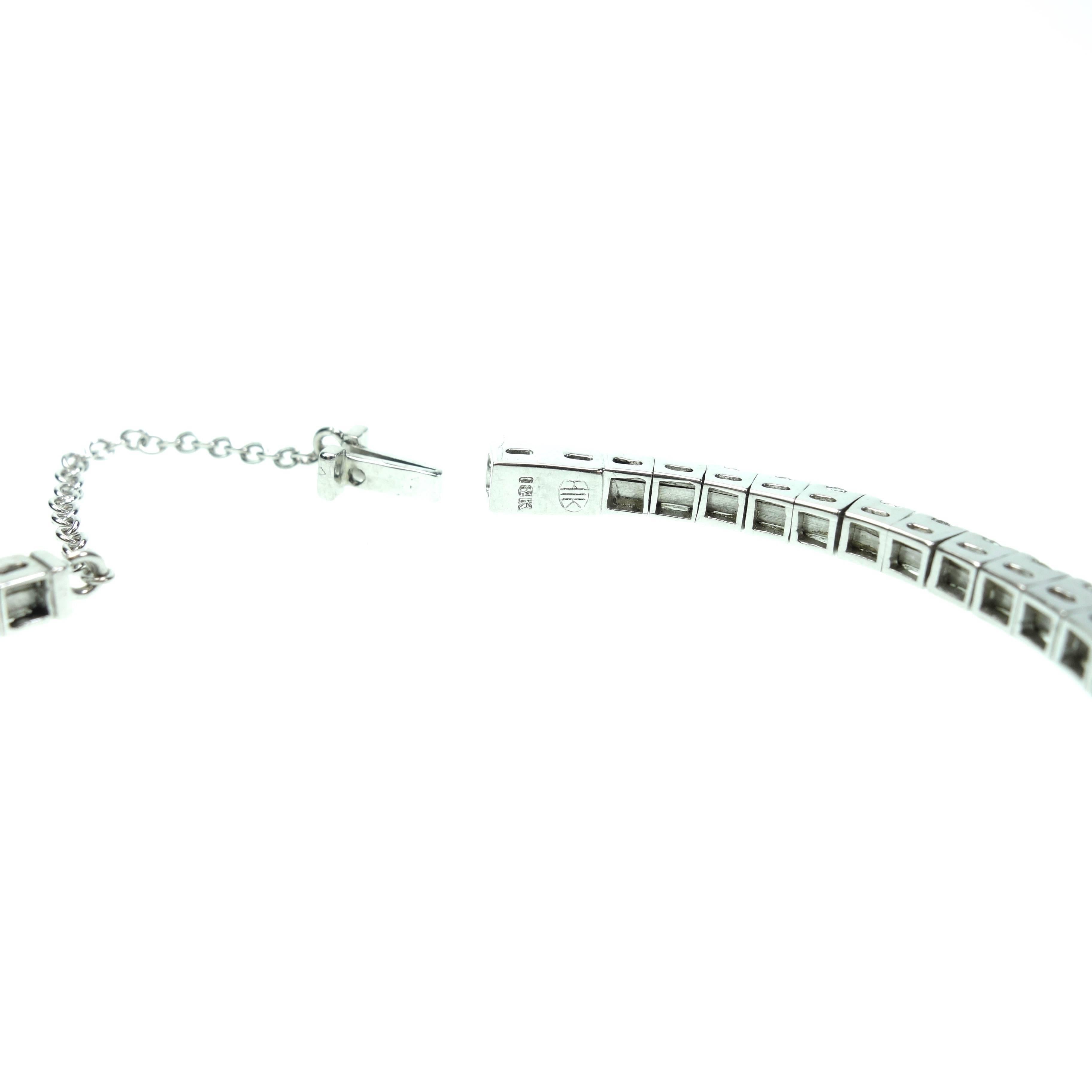 Flexible Cuff Style Diamond Gold Tennis Bracelet In Excellent Condition In Agoura Hills, CA