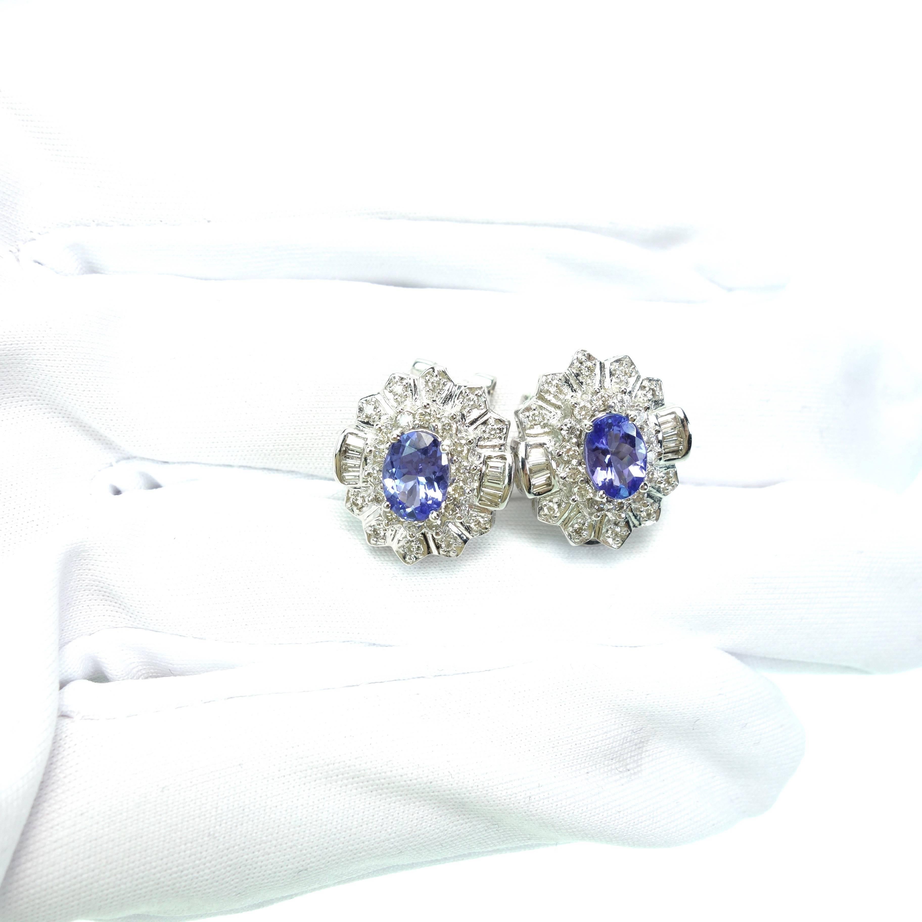 Women's Tanzanite Diamond Gold Earrings For Sale