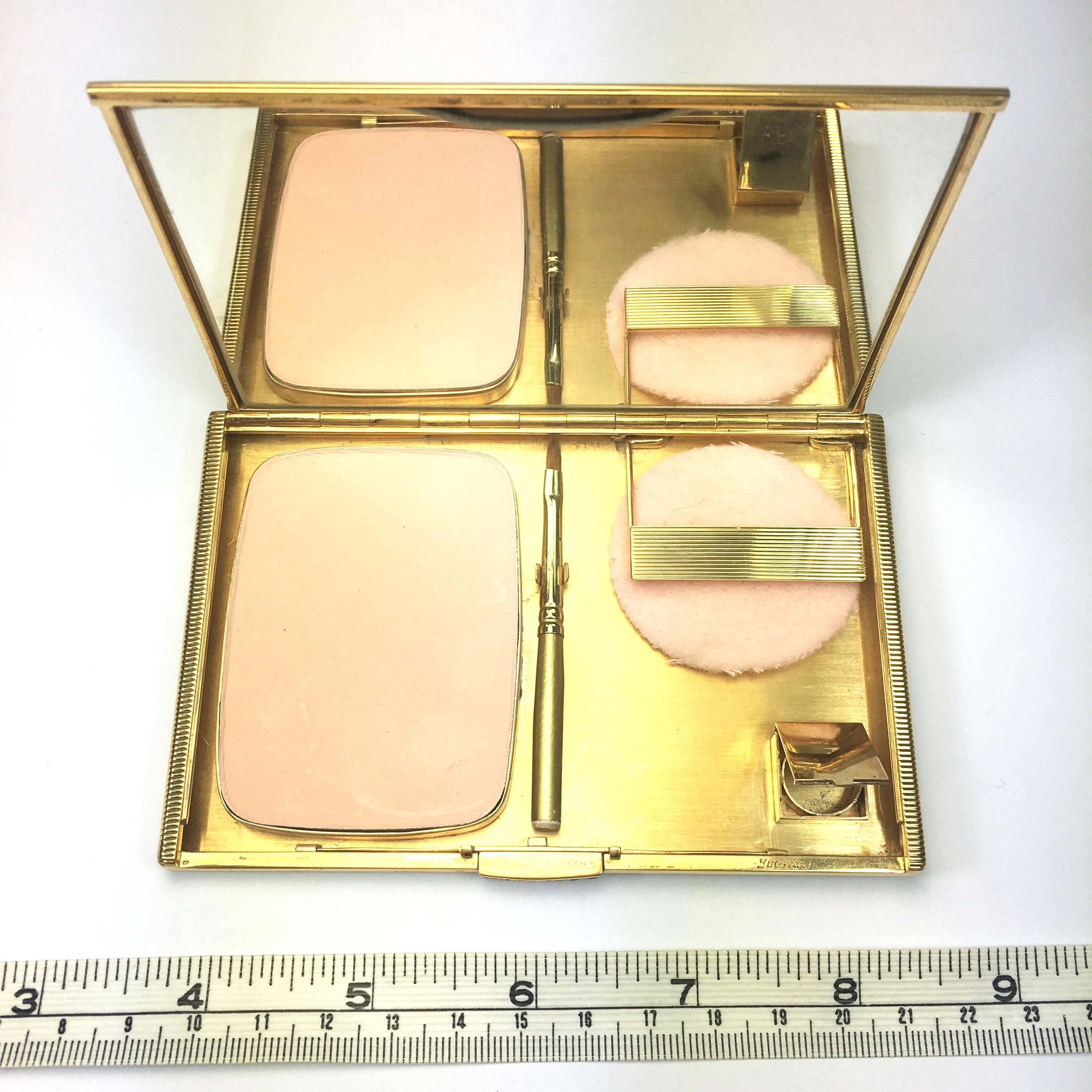 Bulgari 18K Yellow Gold and Sapphire Compact Box  For Sale 3