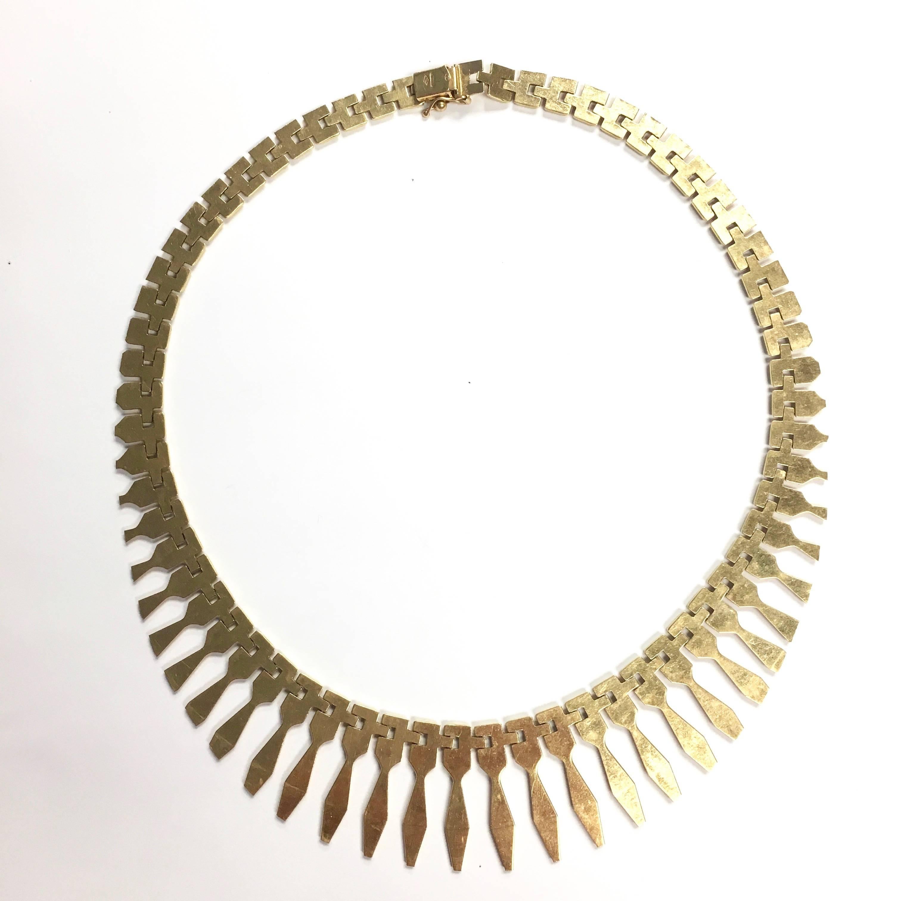 1960s Gold Collar Necklace In Excellent Condition For Sale In Agoura Hills, CA
