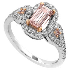 Anello con diamante Pink Diamond da 0,83 carati certificato da HRD Antwerp e GWlabs