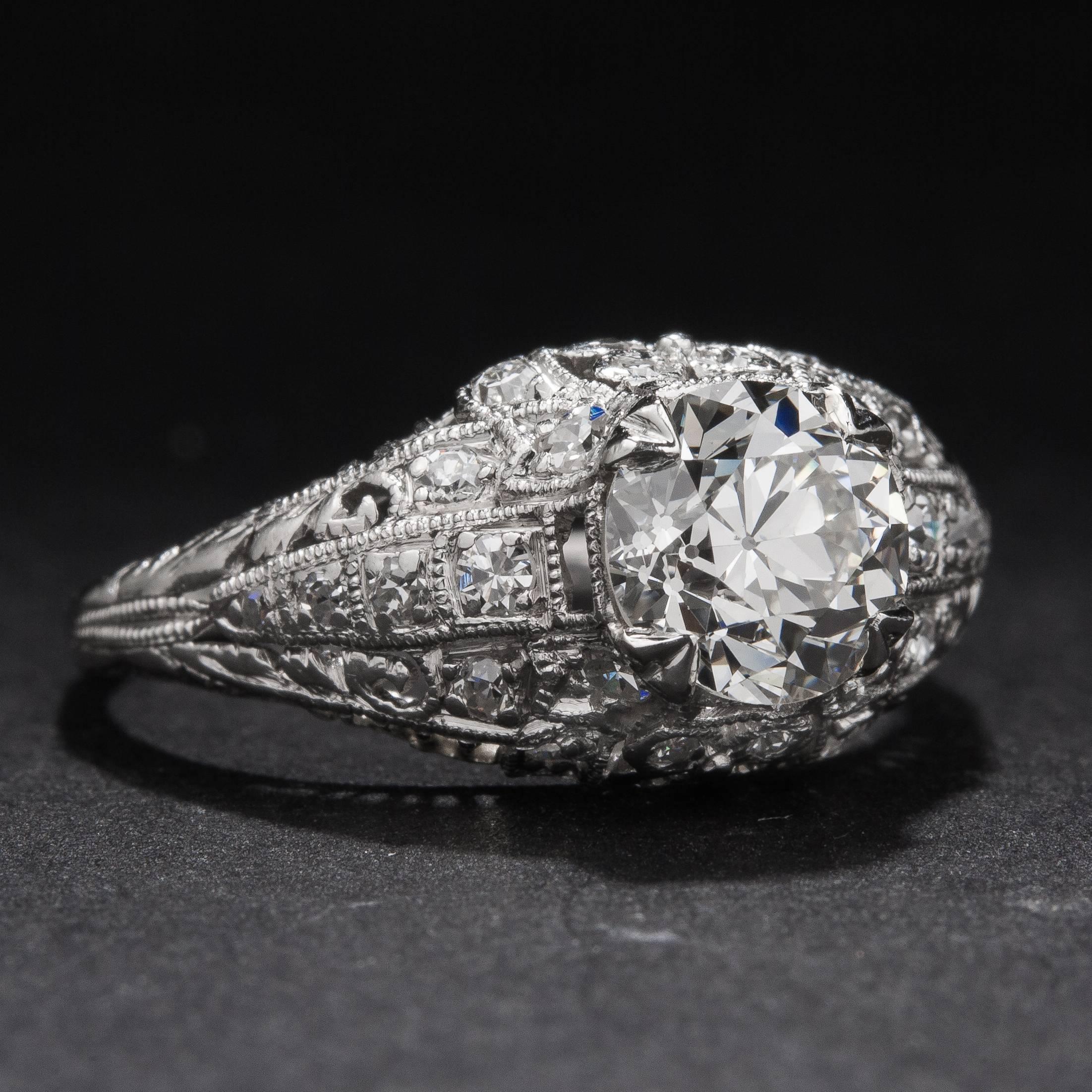 1.02ct Diamond Art Deco Ring In Excellent Condition For Sale In Carmel, CA