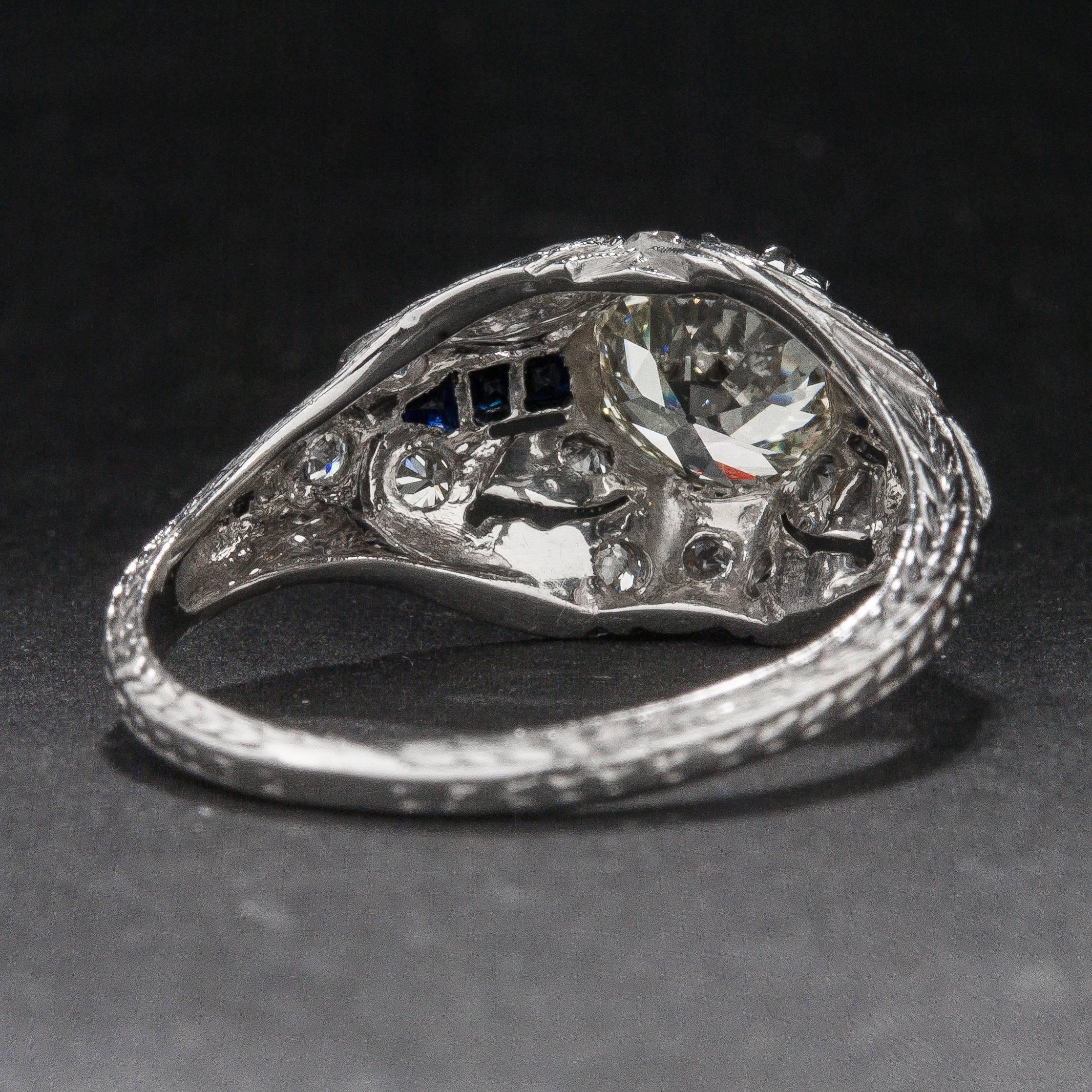 Art Deco 1.38ct Diamond and Sapphire Ring For Sale 1