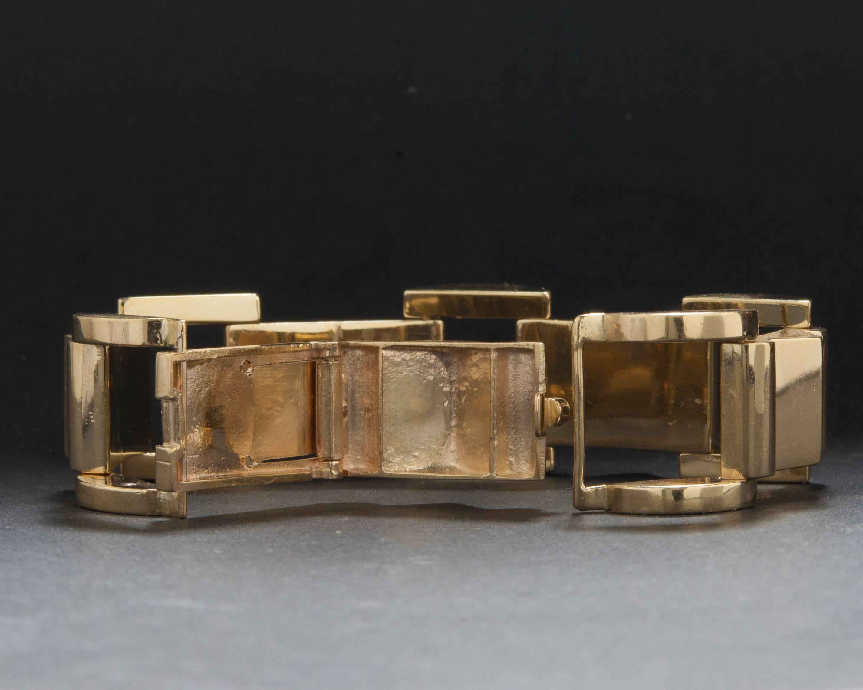 1940s Retro Gold Bracelet For Sale 1