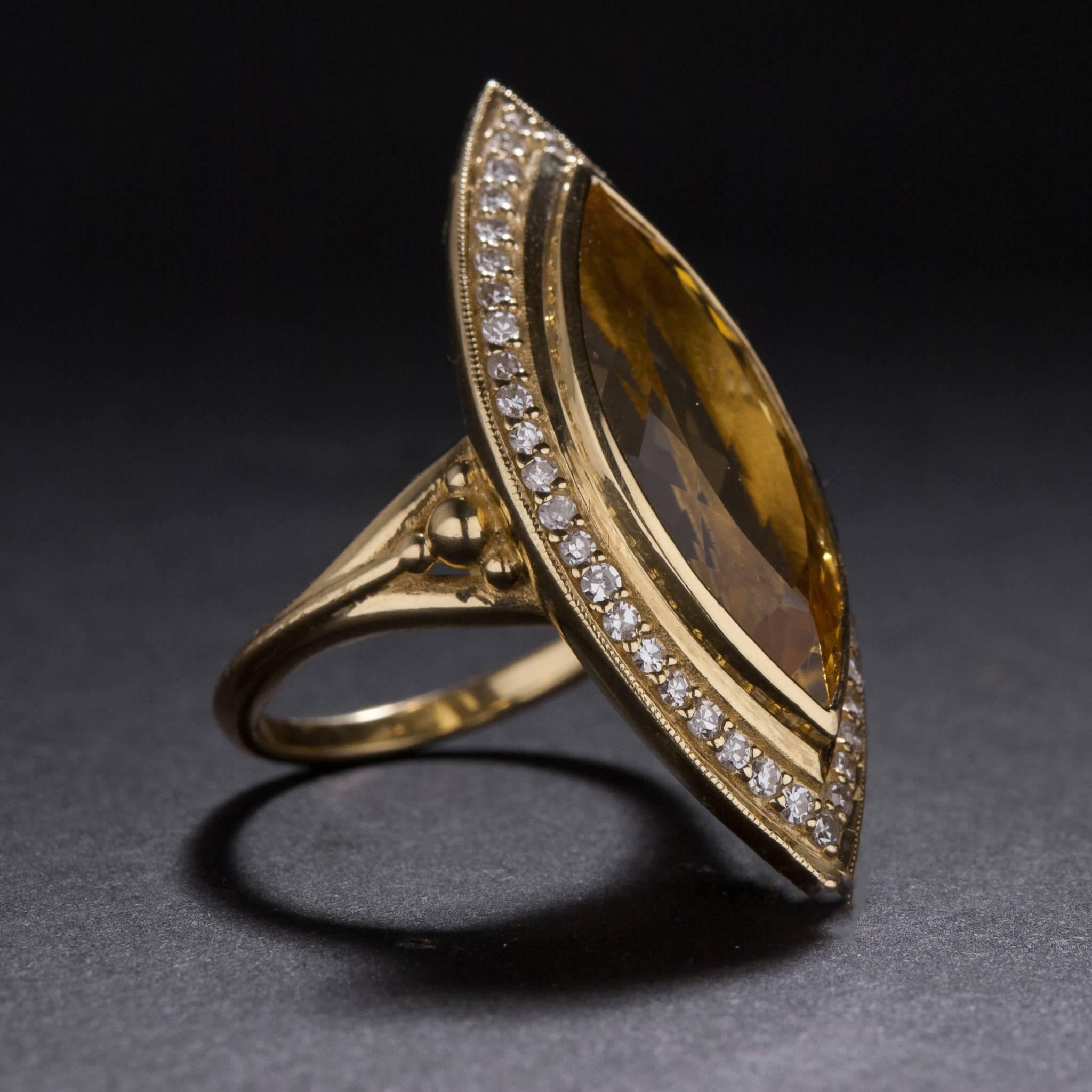 Contemporary 12.00ct Beryl and Diamond Ring For Sale