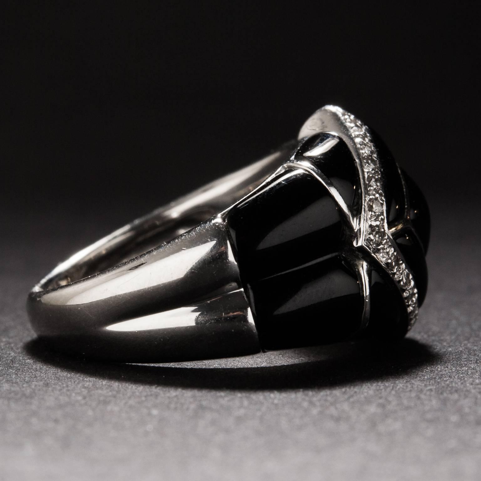 1970s Onyx and Diamond Ring In Excellent Condition For Sale In Carmel, CA