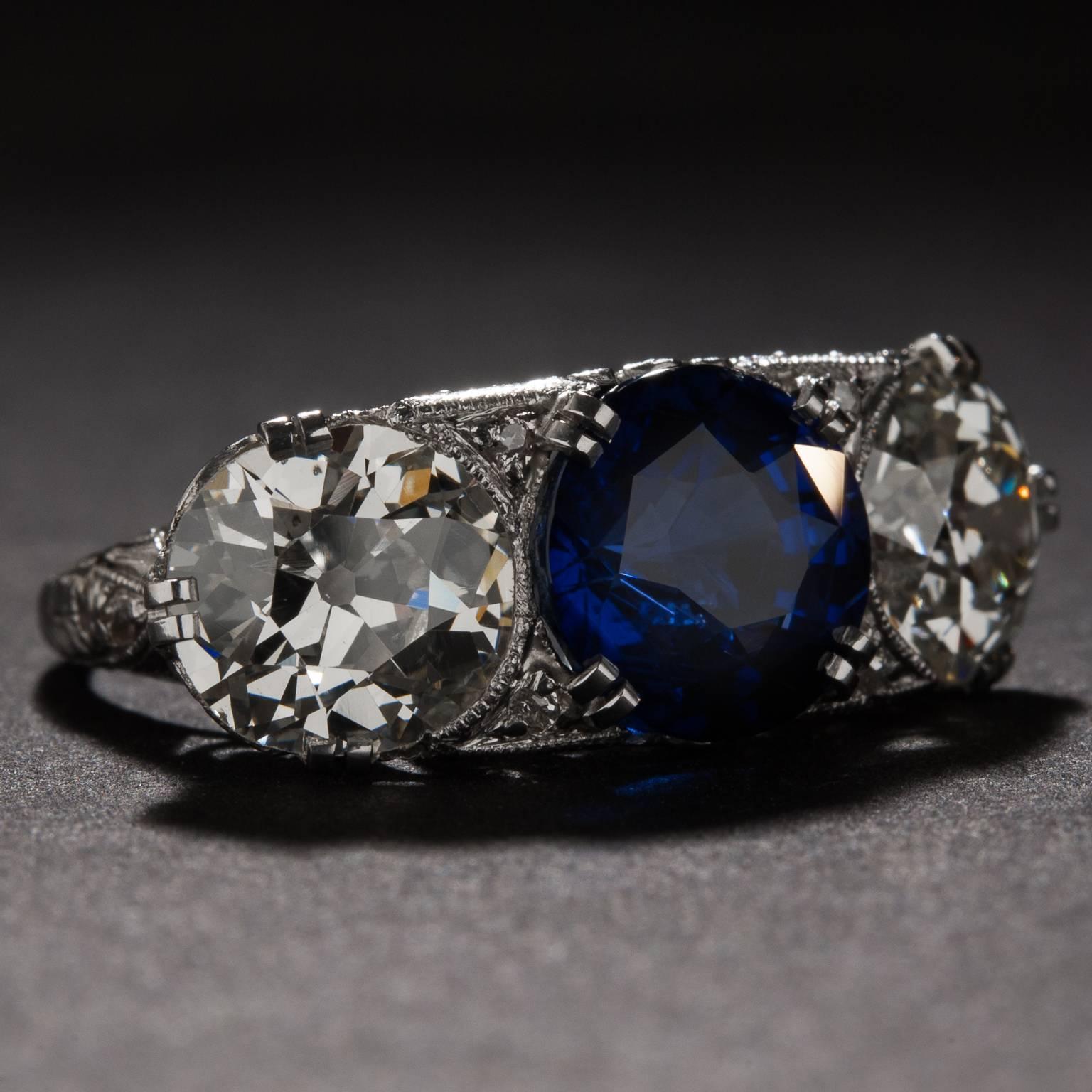 1920s Art Deco 4.08ct Sapphire and Diamond Ring In Excellent Condition For Sale In Carmel, CA
