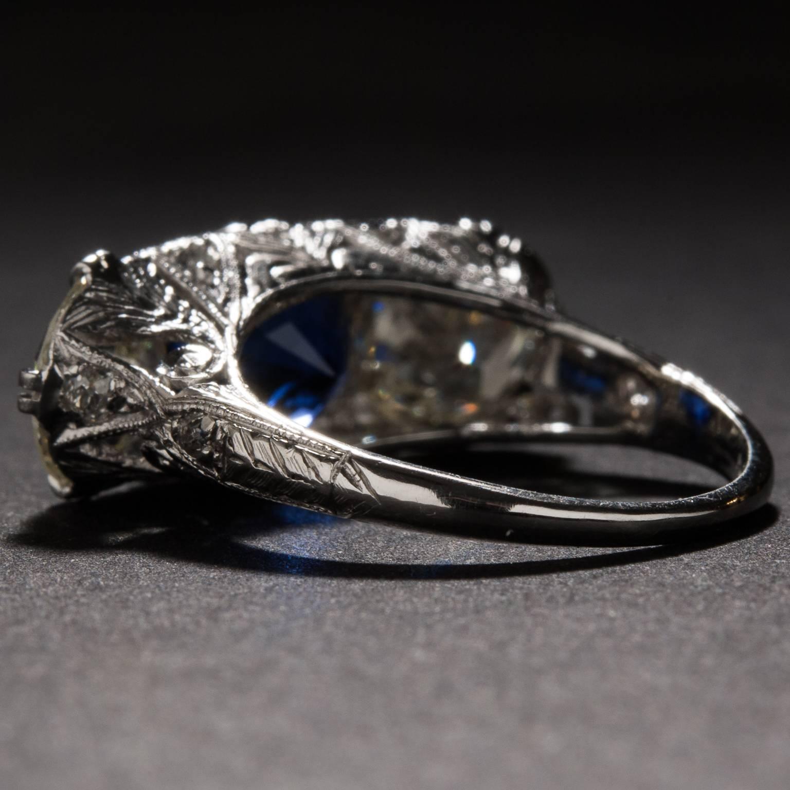 1920s Art Deco 4.08ct Sapphire and Diamond Ring For Sale 1