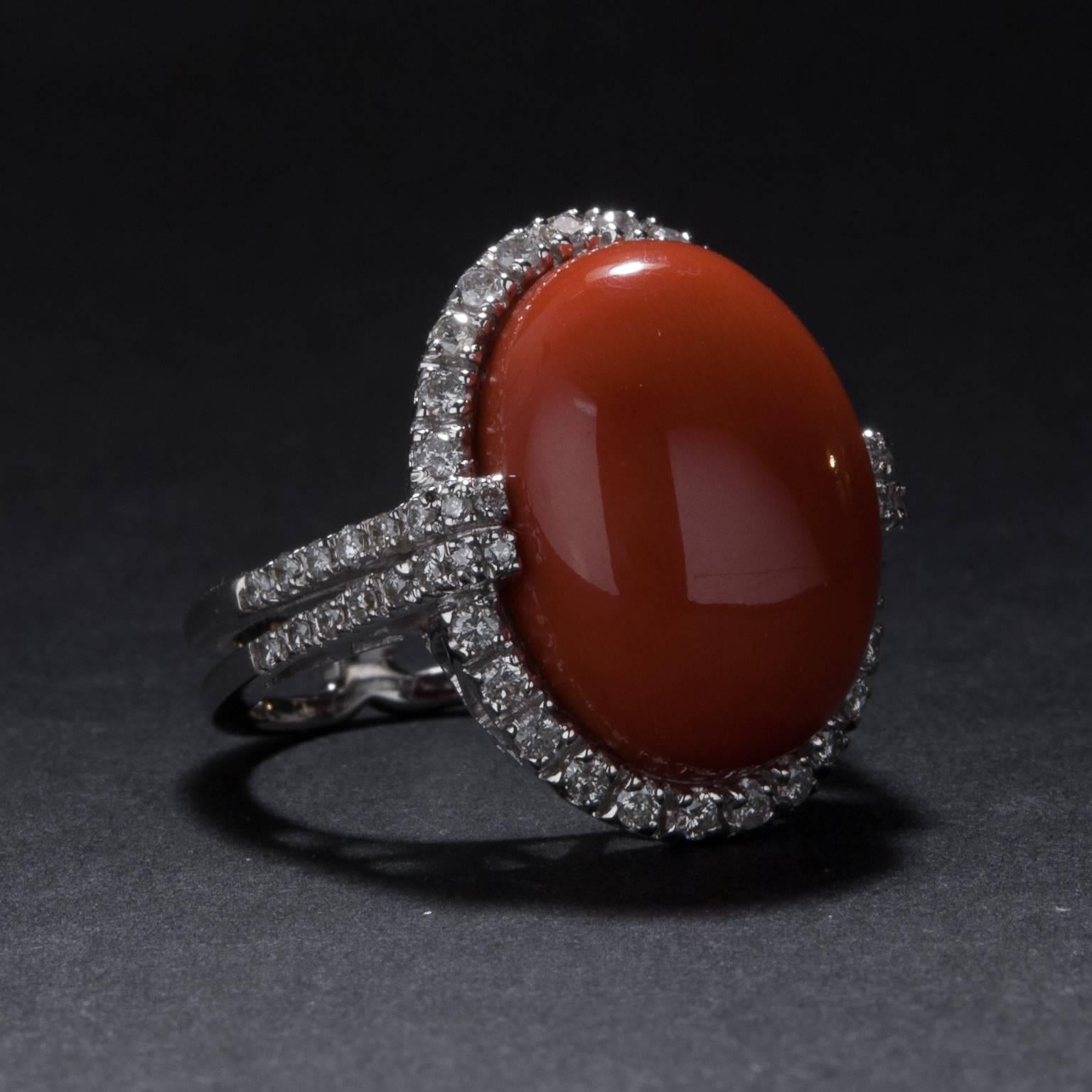 Contemporary Coral and Diamond Ring in Gold For Sale