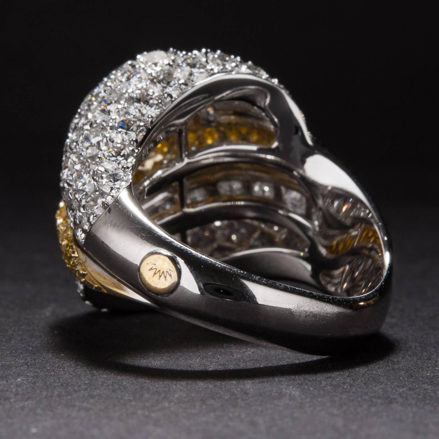 Women's Luca Carati White & Yellow Diamond Two-Tone Gold Ring For Sale