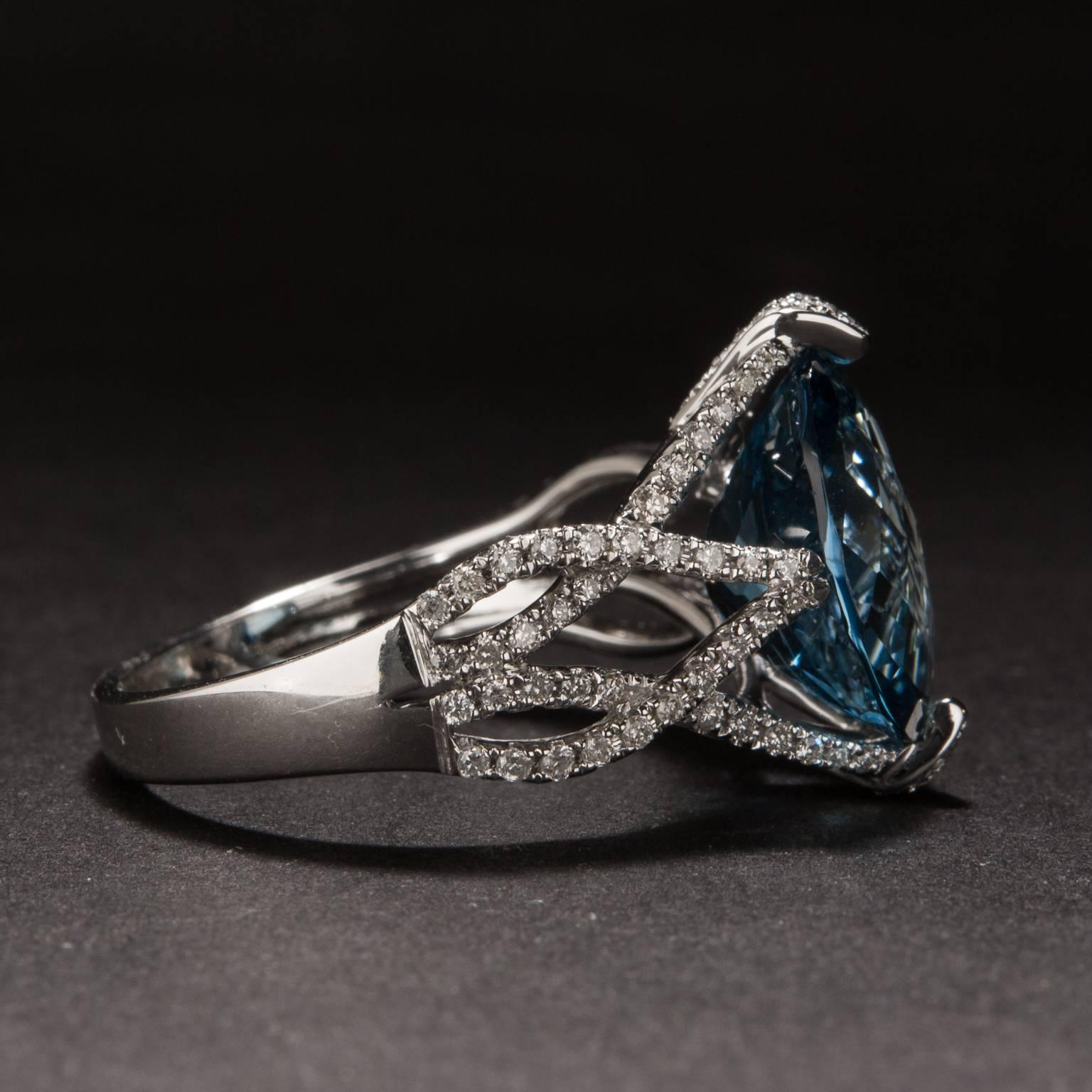 5.50ct Blue Topaz and Diamond Ring In New Condition For Sale In Carmel, CA