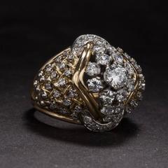 1940s Cluster Diamond and Gold Ring