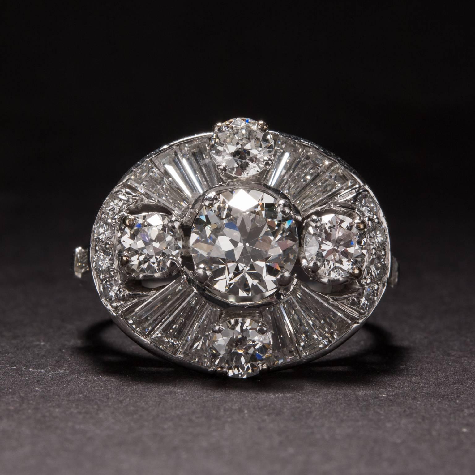1940s Retro Diamond and Platinum Ring For Sale 1
