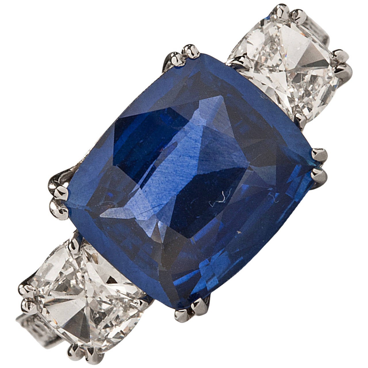3.12 Carat Sapphire Diamond Platinum Ring For Sale