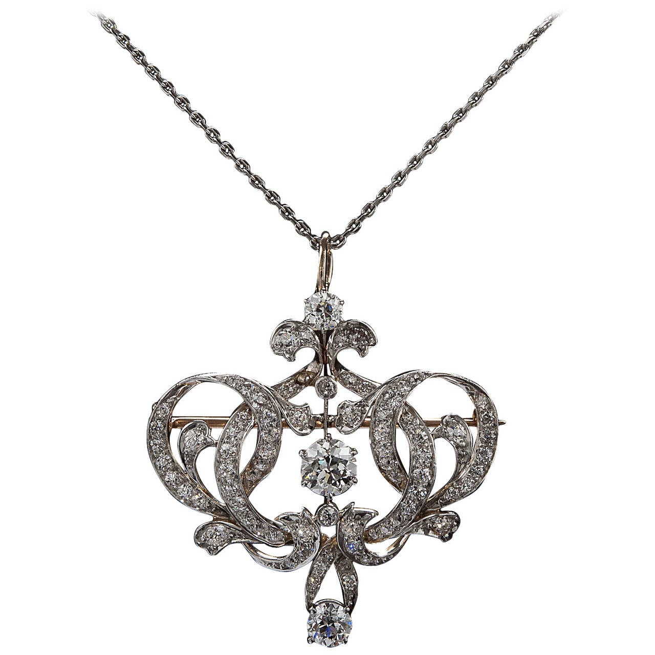 Edwardian Diamond Platinum-on-Gold Pendant/Brooch For Sale