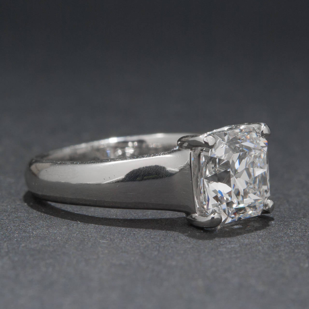 This brilliant 2.08 carat diamond and platinum solitaire ring from Tiffany & Co. is absolutely extraordinary. The diamond is GIA certified 
