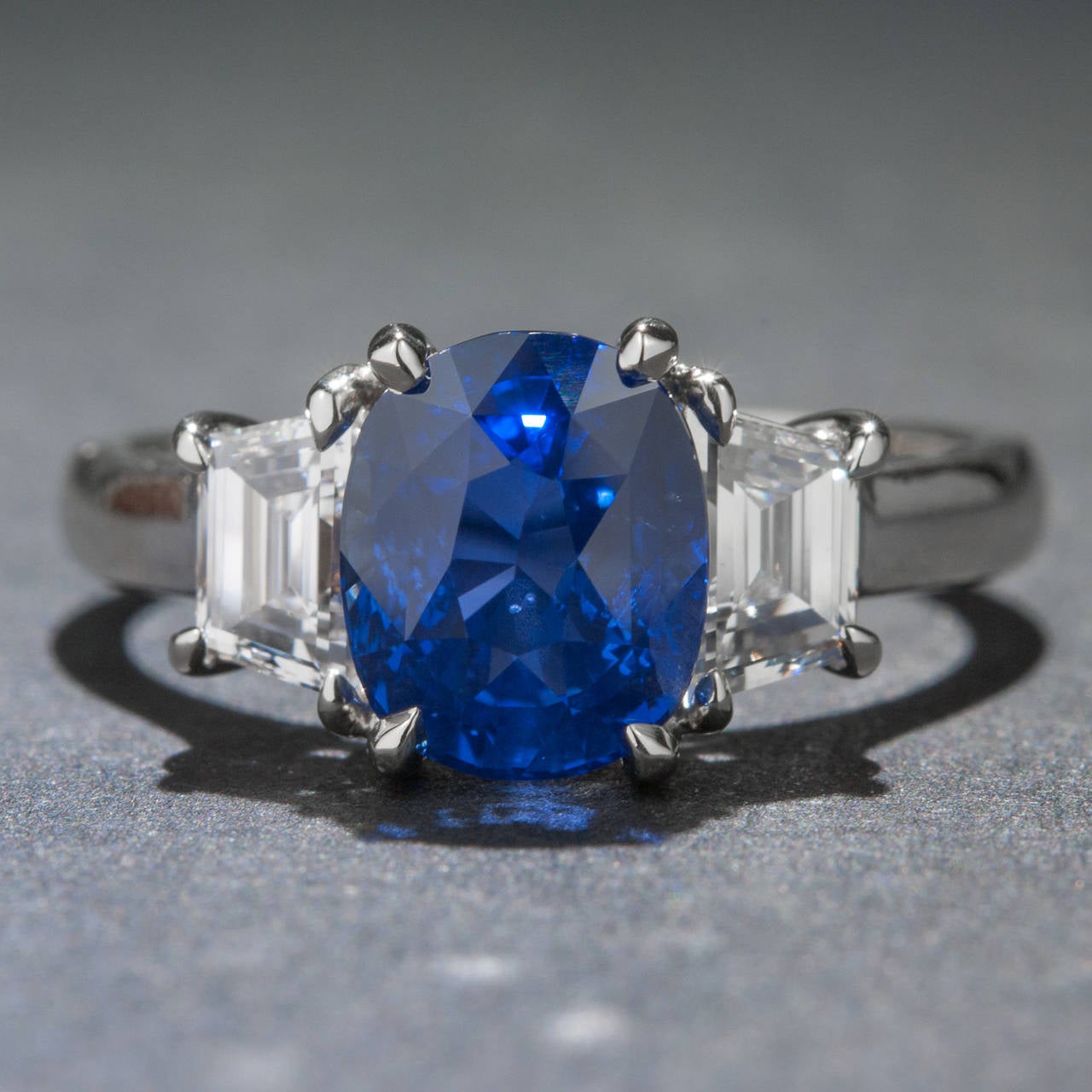 1960s 2.54 Carat Sapphire Diamond Ring In Excellent Condition For Sale In Carmel, CA