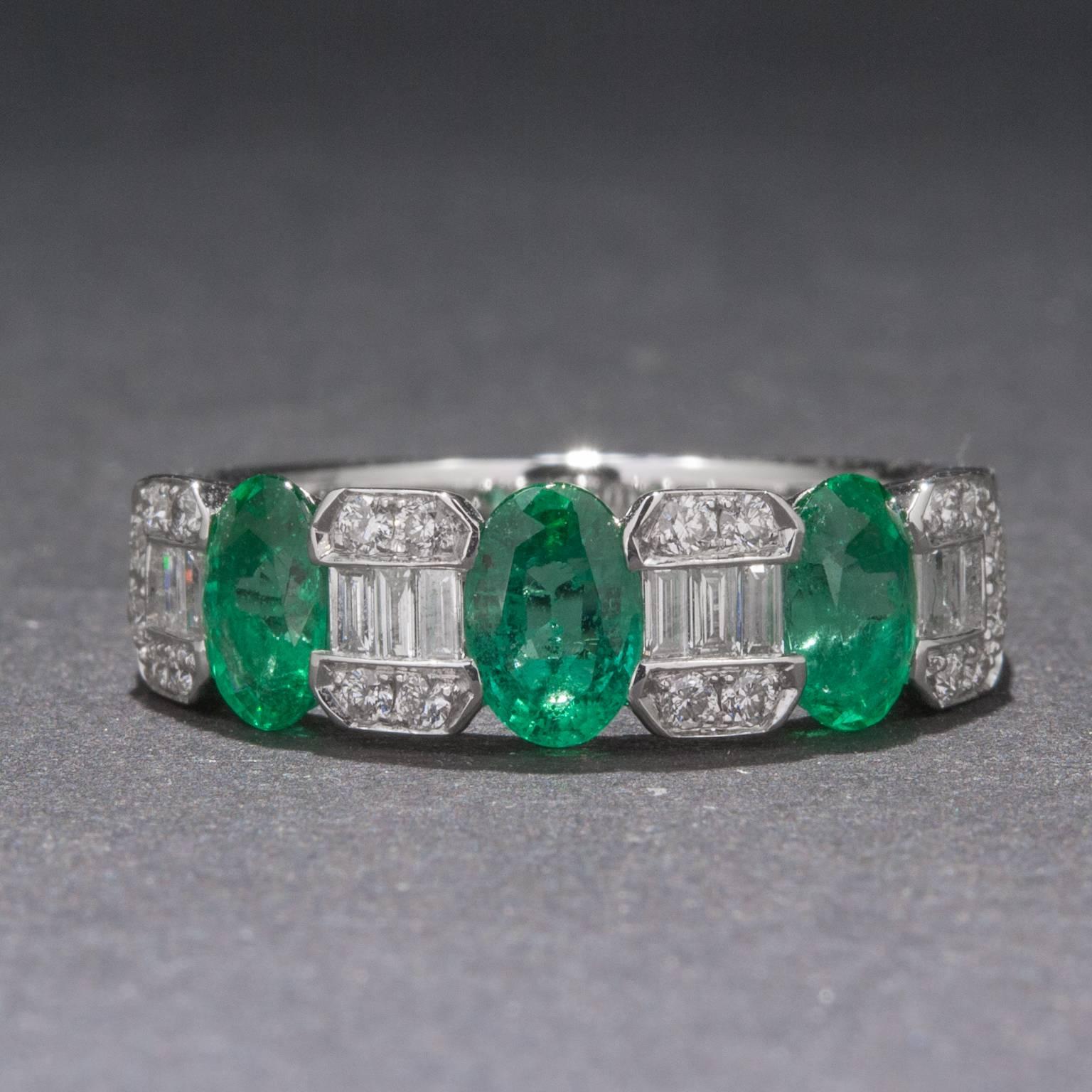 Emerald and Diamond Half-Eternity Band In New Condition For Sale In Carmel, CA