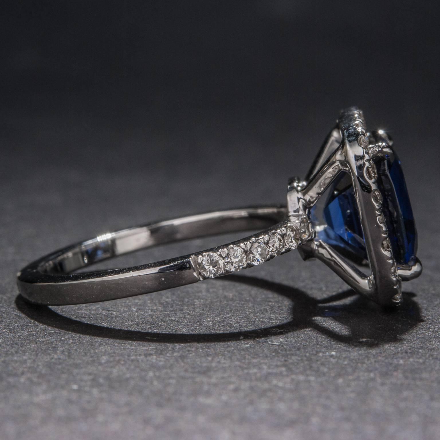4.28 Carat Sapphire, Diamond Ring In New Condition For Sale In Carmel, CA