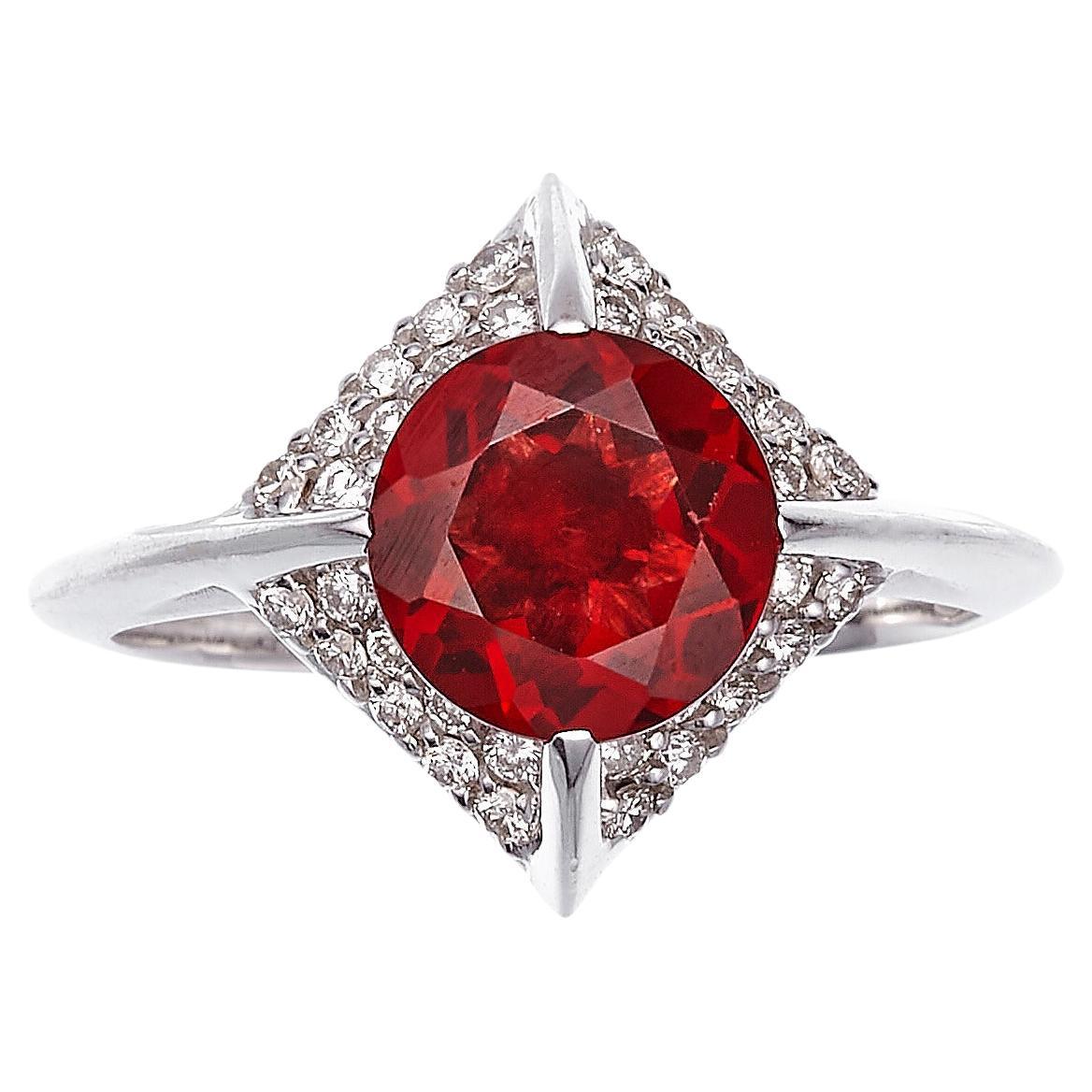 18K White Gold Made in Italy Diamond Rodolite Garnet Vogue Awarded Cocktail Ring