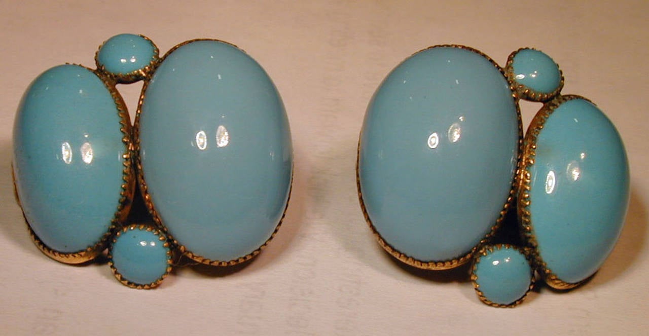 Lovely Georgian turquoise enamel on gilt metal earrings fit close to the ear. The style of these smart looking earrings is referred to as Queen Anne, who ruled from 1702 to 1714, though they were made during the reign of King George II. They measure