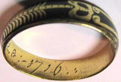 Bague squelette en or ancien