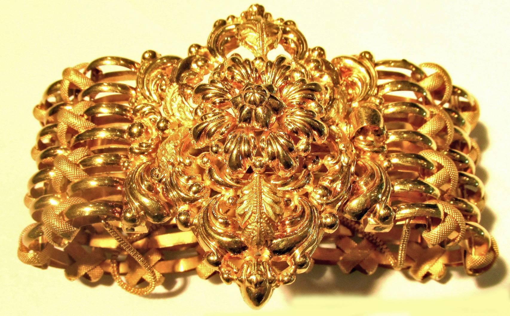 Napoleon III Antique French 18K Gold Cuff Bracelet, c1800bv