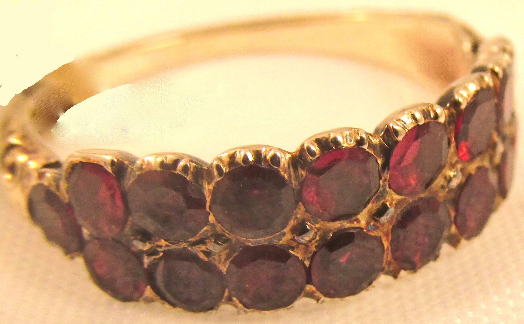 1800s Georgian Almandine Garnet Gold Two Row Ring In Excellent Condition In Baltimore, MD