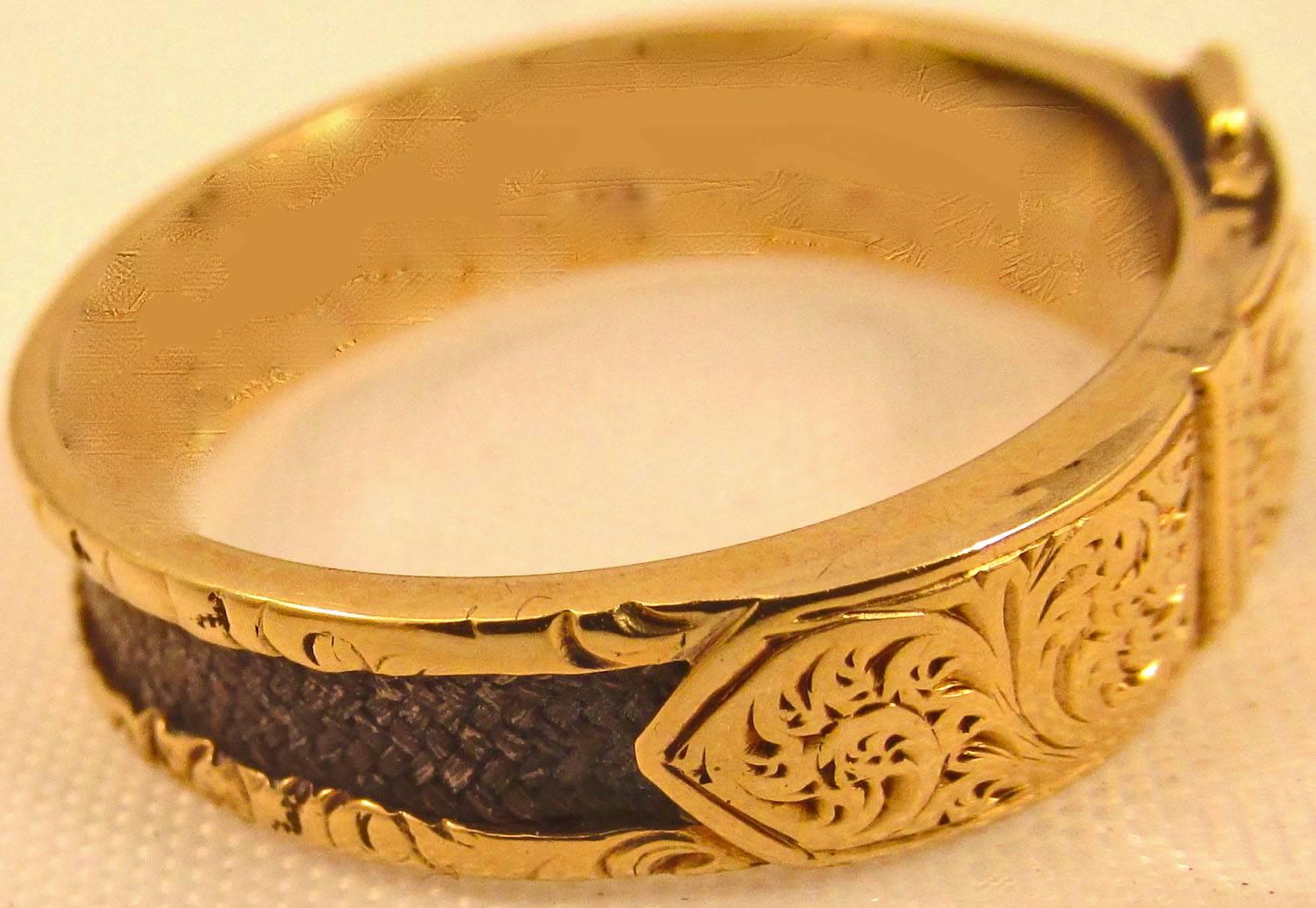 Victorian Antique Georgian Gold and hair Buckle Ring 