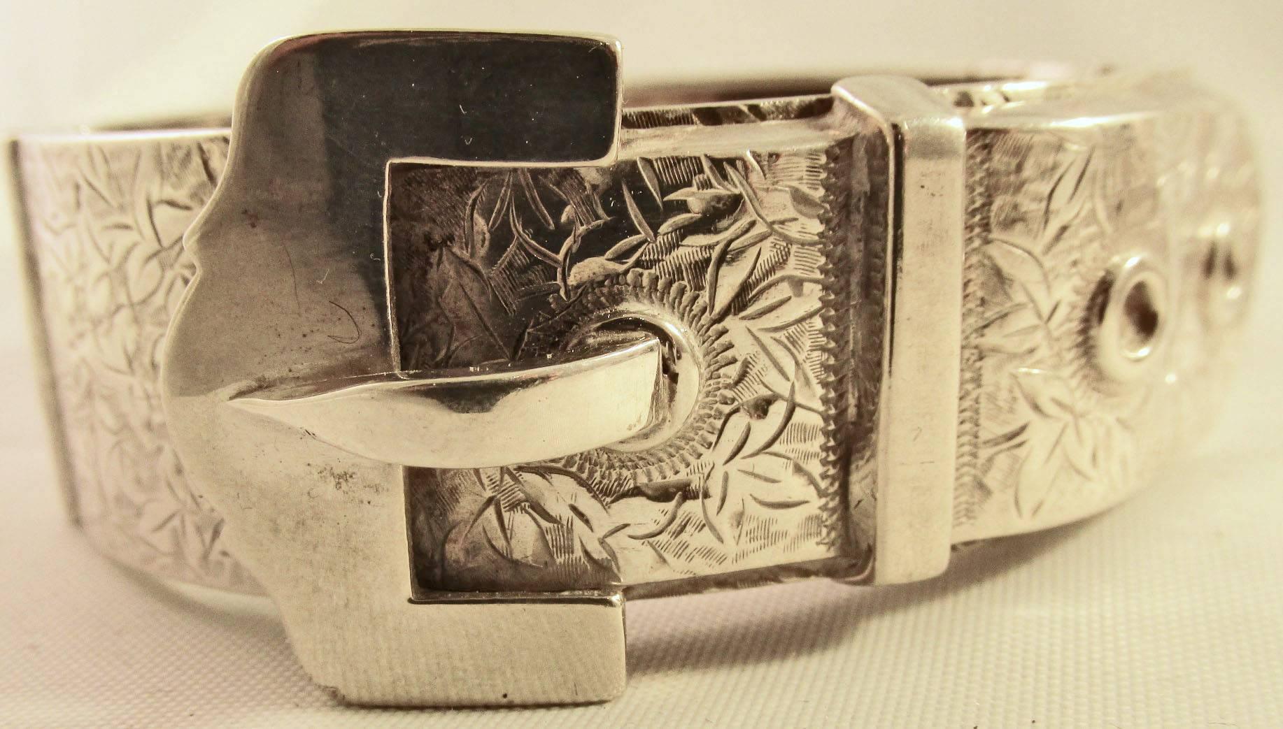 Antique Sterling Silver Buckle Bracelet 1