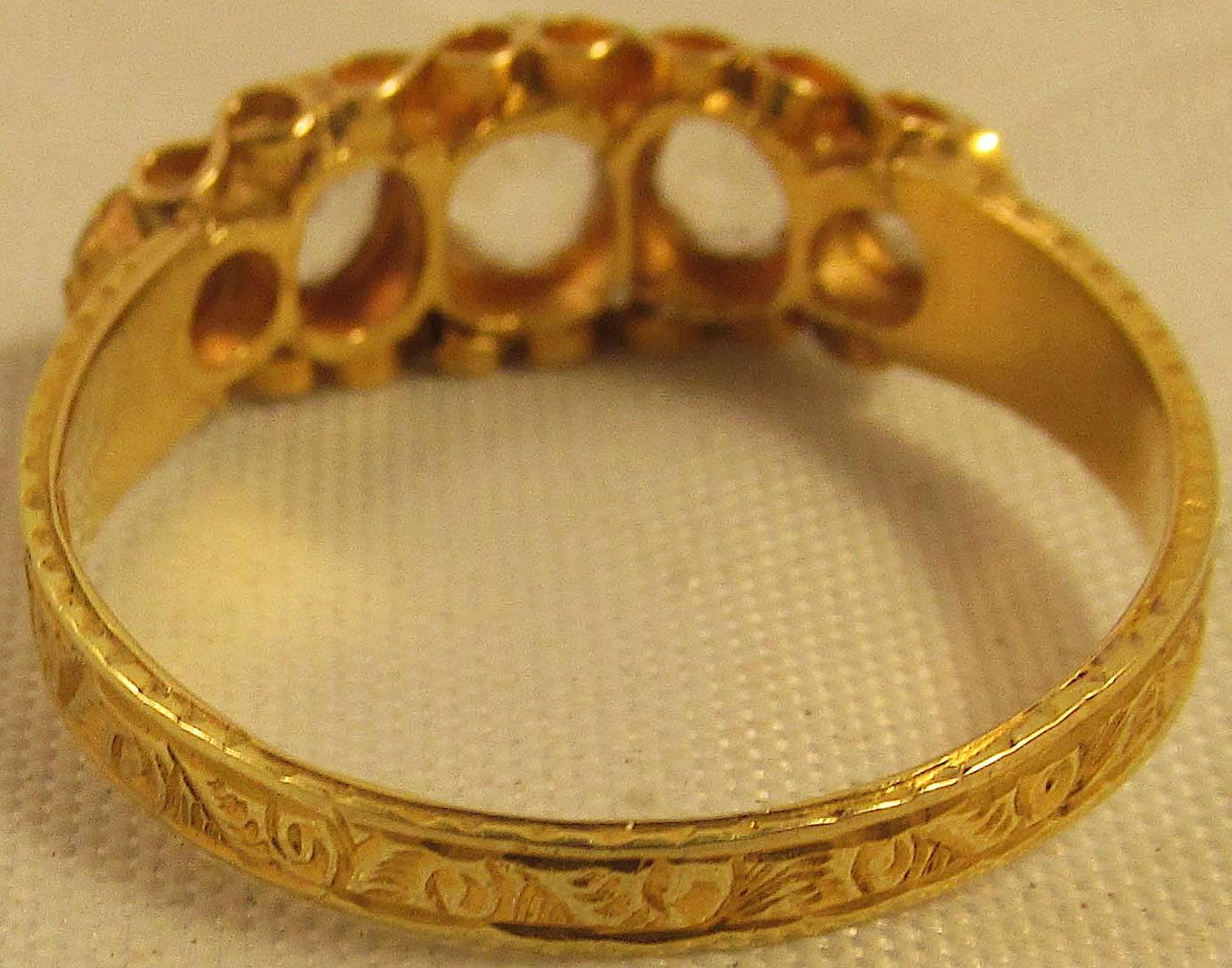 Antique Five-Stone Diamond Gold Ring 4